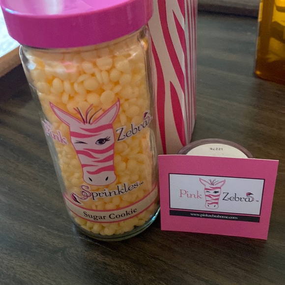 đNew Pink Zebra- Sugar Cookie Fragrance Sprinkles 3.75oz Jar